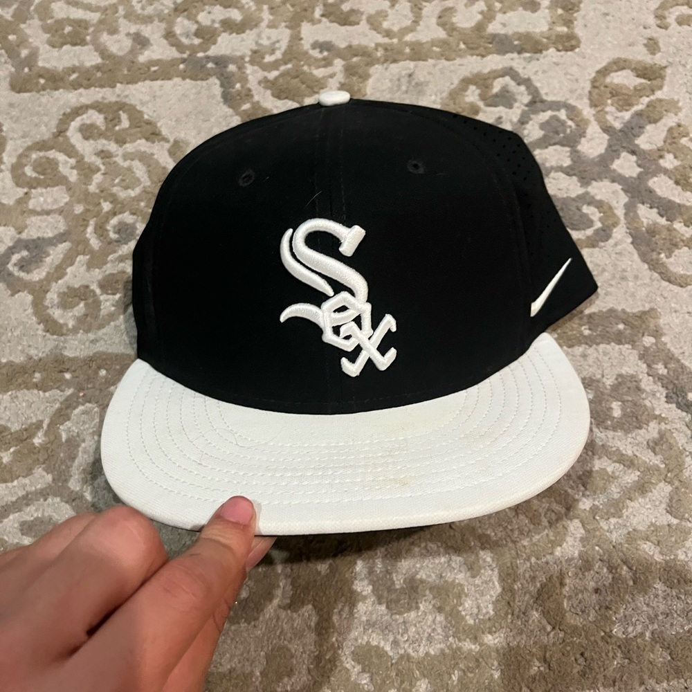 Nike Kids Black and White Cap